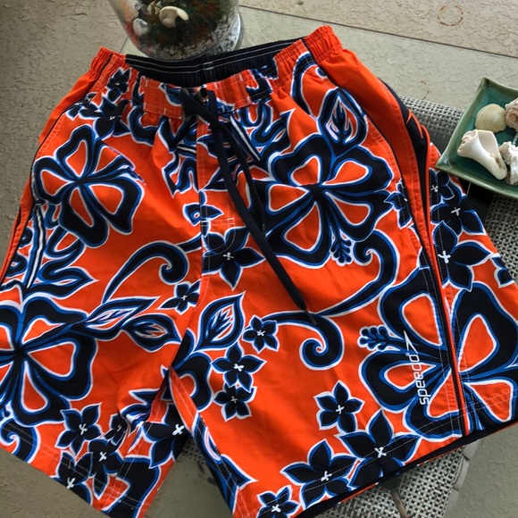 mens medium swim trunks